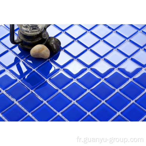 Mosaïque de piscine en cristal